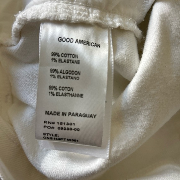 Good American High Rise 5-Pocket Style Distressed 90's Shorts NWT White 14/32‎ - Picture 11 of 16